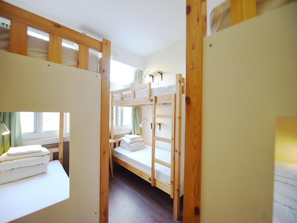 Mingtown Nanjing Road Youth Hostel Shanghai Room photo