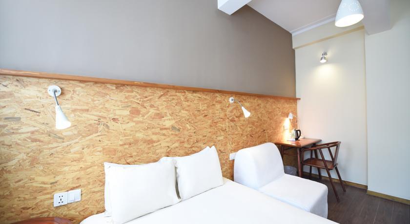 Mingtown Nanjing Road Youth Hostel Shanghai Room photo